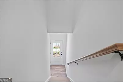 2676 Creek View Terrace, Atlanta, GA 30318 - Photo 3
