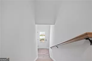 2676 Creek View Terrace, Atlanta, GA 30318 - Photo 3