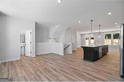 2676 Creek View Terrace, Atlanta, GA 30318 - Photo 9