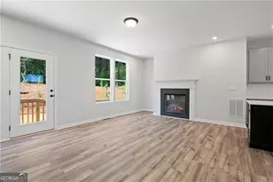 2676 Creek View Terrace, Atlanta, GA 30318 - Photo 15