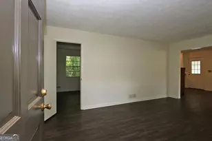 4215 Fawn Ln, Smyrna, GA 30082 - Photo 3