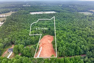 135 Jarrett Ln, Gillsville, GA 30543 - Photo 1