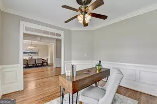 271 Prestbury Ct, Suwanee, GA 30024 - Photo 9