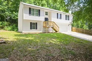 4015 Chapman Dr, Gainesville, GA 30506 - Photo 1