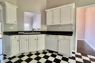 228 Providence Dr, Carrollton, GA 30116 - Photo 11
