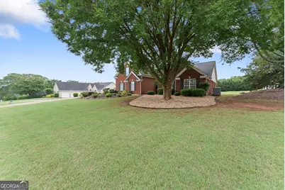 130 Meadowcreek Drive, Jefferson, GA 30549 - Photo 3