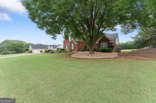 130 Meadow Creek Dr, Jefferson, GA 30549 - Photo 3