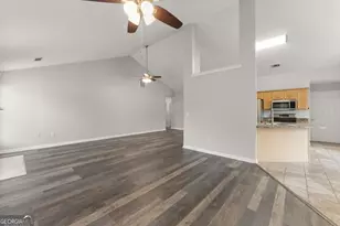 130 Meadow Creek Dr, Jefferson, GA 30549 - Photo 11