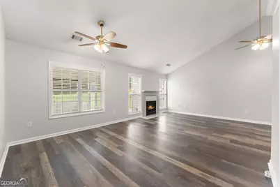 130 Meadowcreek Drive, Jefferson, GA 30549 - Photo 9