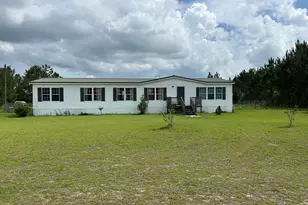 205 Bay St, Collins, GA 30421 - Photo 1