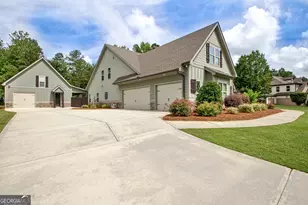 35 Beaumont Farms Dr, Sharpsburg, GA 30277 - Photo 3