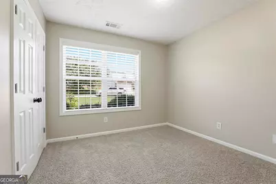 113 Perimeter Drive, Lagrange, GA 30241 - Photo 9