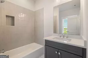 416 Upper E Ave, Savannah, GA 31401 - Photo 29
