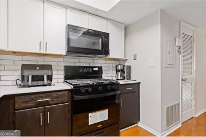 740 Anderson Walk, Marietta, GA 30062 - Photo 9