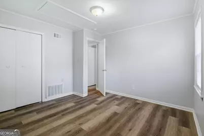 1386 Bryan Avenue, East Point, GA 30344 - Photo 11