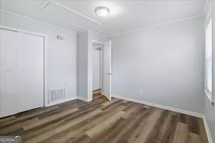 1386 Bryan Ave, East Point, GA 30344 - Photo 11