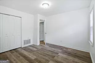 1386 Bryan Ave, East Point, GA 30344 - Photo 21