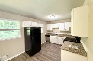 2782 Ocean Valley Dr, Atlanta, GA 30349 - Photo 9