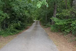302 Norris Rd, Barnesville, GA 30204 - Photo 9