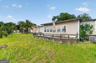 535 E 1st St, Midway, GA 31320 - Photo 29