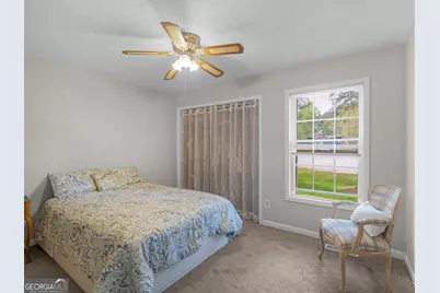 915 Strawberry Court, Ellenwood, GA 30294 - Photo 9