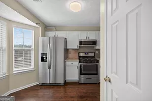 136 Bridge View Dr, Marietta, GA 30066 - Photo 13