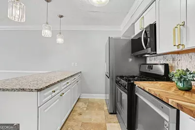 6980 Roswell Road #L3, Atlanta, GA 30328 - Photo 5