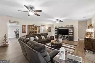 2510 Richards Walk, Loganville, GA 30052 - Photo 35