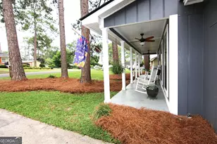 309 Donaldson St, Tifton, GA 31794 - Photo 5