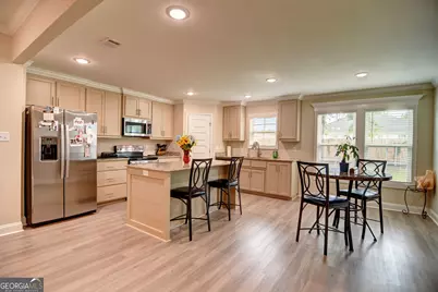 2048 Meadow Cove Drive, Valdosta, GA 31605 - Photo 5