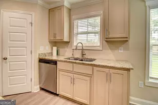 2048 Mdw Cv Dr, Valdosta, GA 31605 - Photo 7
