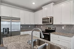 529 Buxton Rd, Hoschton, GA 30548 - Photo 17