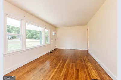 111 Benton Avenue, Warner Robins, GA 31088 - Photo 5