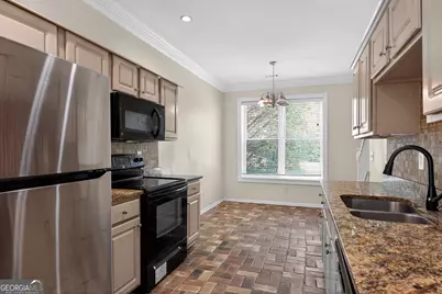 2441 Charleston Pointe Court SE, Atlanta, GA 30316 - Photo 15