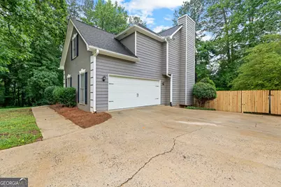 39 Springfield Ct, Newnan, GA 30265 - Photo 3