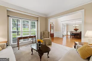7220 Glen Cove Ln, Stone Mountain, GA 30087 - Photo 9