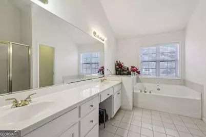 2655 Lake Commons Court, Snellville, GA 30078 - Photo 15