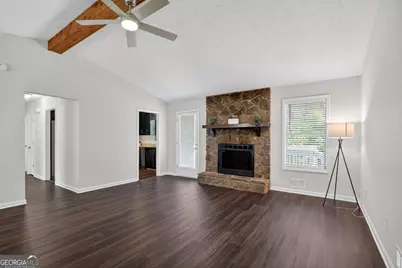 2693 Hawk Drive, Marietta, GA 30066 - Photo 9