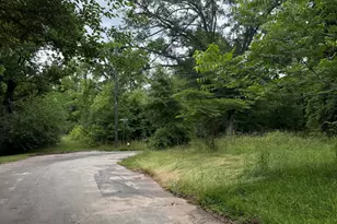 732 Turner St, Griffin, GA 30223 - Photo 1