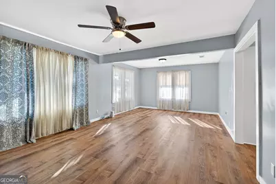 2329 Reynolds Street, Brunswick, GA 31520 - Photo 3