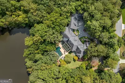 9030 Old Southwick Pass, Alpharetta, GA 30022 - Photo 3