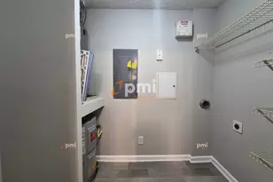 2204 Fairington Village Dr, Lithonia, GA 30038 - Photo 5