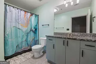 250 Pharr Rd NE, Atlanta, GA 30305 - Photo 11