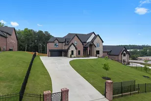 405 Thunder Rd, Buford, GA 30518 - Photo 3