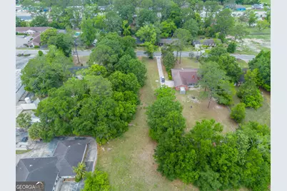 2011 Alice St, Waycross, GA 31501 - Photo 7