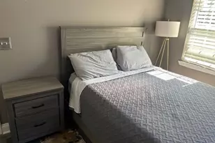 1042 Parsons St SW, Atlanta, GA 30314 - Photo 9