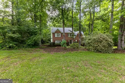 140 Windsor Drive, Fayetteville, GA 30215 - Photo 3