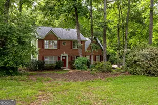 140 Windsor Dr, Fayetteville, GA 30215 - Photo 1