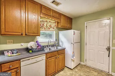 210 Reeves Road, Jackson, GA 30233 - Photo 21
