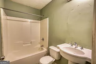 210 Reeves Rd, Jackson, GA 30233 - Photo 23